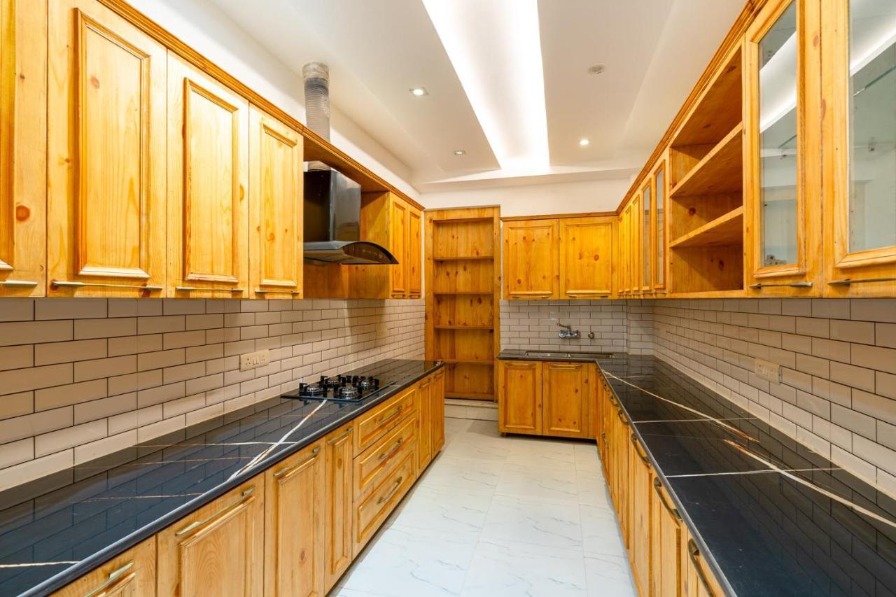 Stayvista At Aykon Estate - Modern Interiors, Views Касаулі Екстер'єр фото