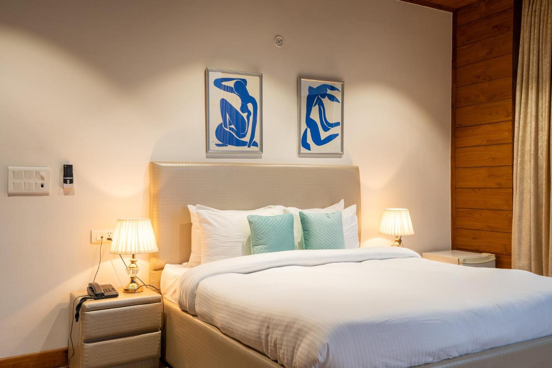 Stayvista At Aykon Estate - Modern Interiors, Views Касаулі Номер фото
